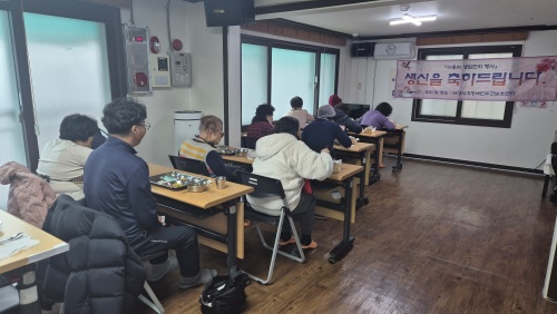 0b33cb7f5f59567f1303a054264d67f4_1772177033_6401.jpg 0b33cb7f5f59567f1303a054264d67f4_1772177033_6401.jpg